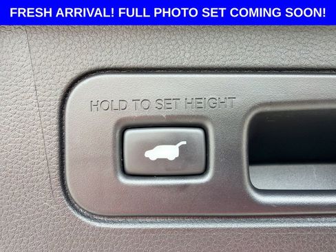 Used 2025 Honda Pilot TrailSport image 42