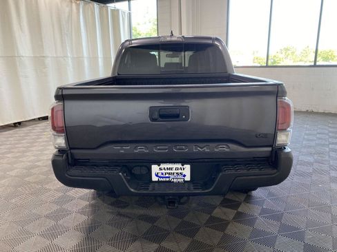 Used 2021 Toyota Tacoma TRD Off-Road AWD/4WD image 13