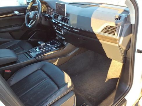 Used 2019 Audi Q5 2.0T Premium Plus w/ Premium Plus Package image 27
