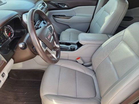 Used 2017 GMC Acadia SLT image 13