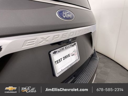 Used 2021 Ford Expedition XLT image 32