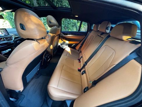 Used 2023 BMW X4 M40i w/ Premium Package image 18