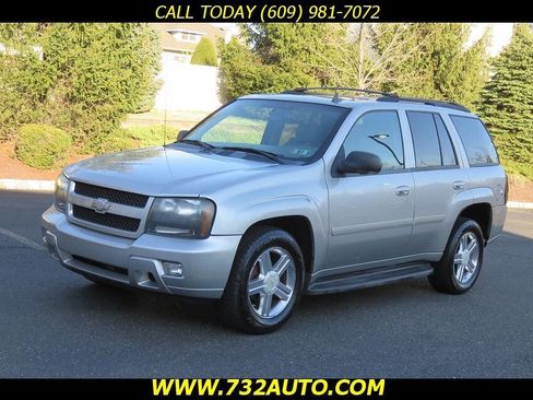 Used 2008 Chevrolet TrailBlazer LT w/ Sun And 6-Disc Cd Package image 1