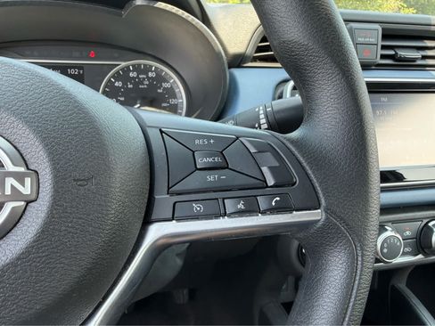 Used 2025 Nissan Versa SV w/ Trunk Package FWD image 26