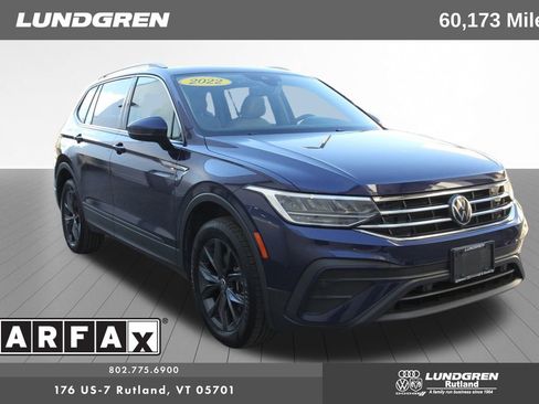 Used 2022 Volkswagen Tiguan SE image 1