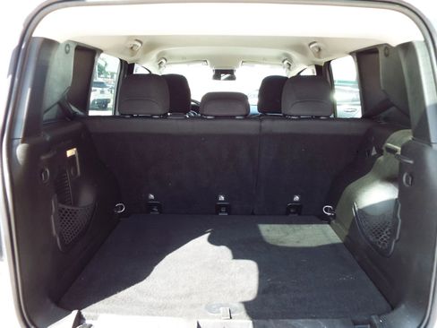 Used 2018 Jeep Renegade Latitude image 23