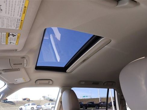 Certified 2024 Nissan Armada SL w/ Captain's Chairs Package image 9