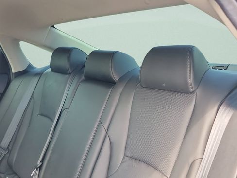Used 2024 Honda Accord EX-L image 10