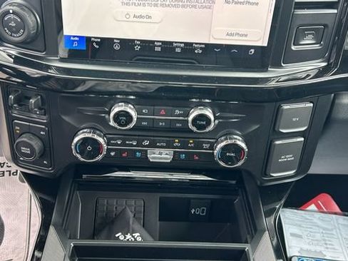 New 2026 Ford F250 Lariat w/ Black Appearance Package AWD/4WD image 21