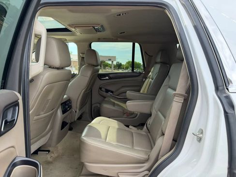 Used 2016 GMC Yukon SLT w/ Open Road Package RWD image 16
