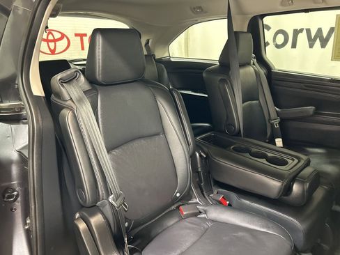 Used 2025 Honda Odyssey EX-L image 12