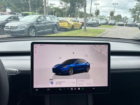 Used 2022 Tesla Model 3 Long Range AWD/4WD image 9