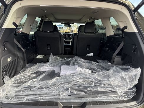 New 2026 Subaru Ascent Limited AWD/4WD image 14