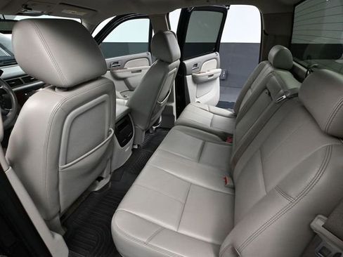 Used 2010 Chevrolet Silverado 1500 LTZ image 35