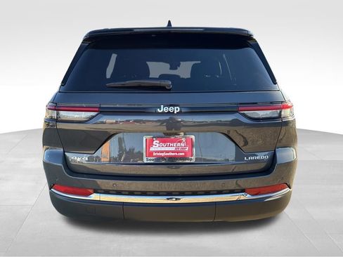 New 2025 Jeep Grand Cherokee image 4