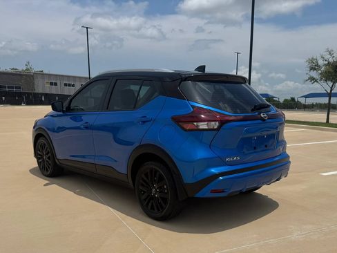 Used 2023 Nissan Kicks SV FWD image 6