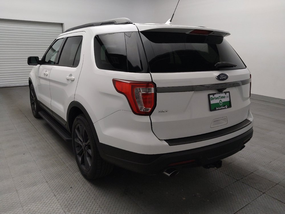 Used 2019 Ford Explorer XLT w/ Equipment Group 202A FWD image 5