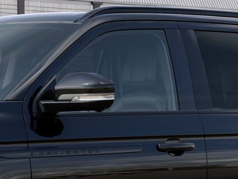 New 2027 Lincoln Navigator Reserve w/ Jet Appearance Package AWD/4WD image 45