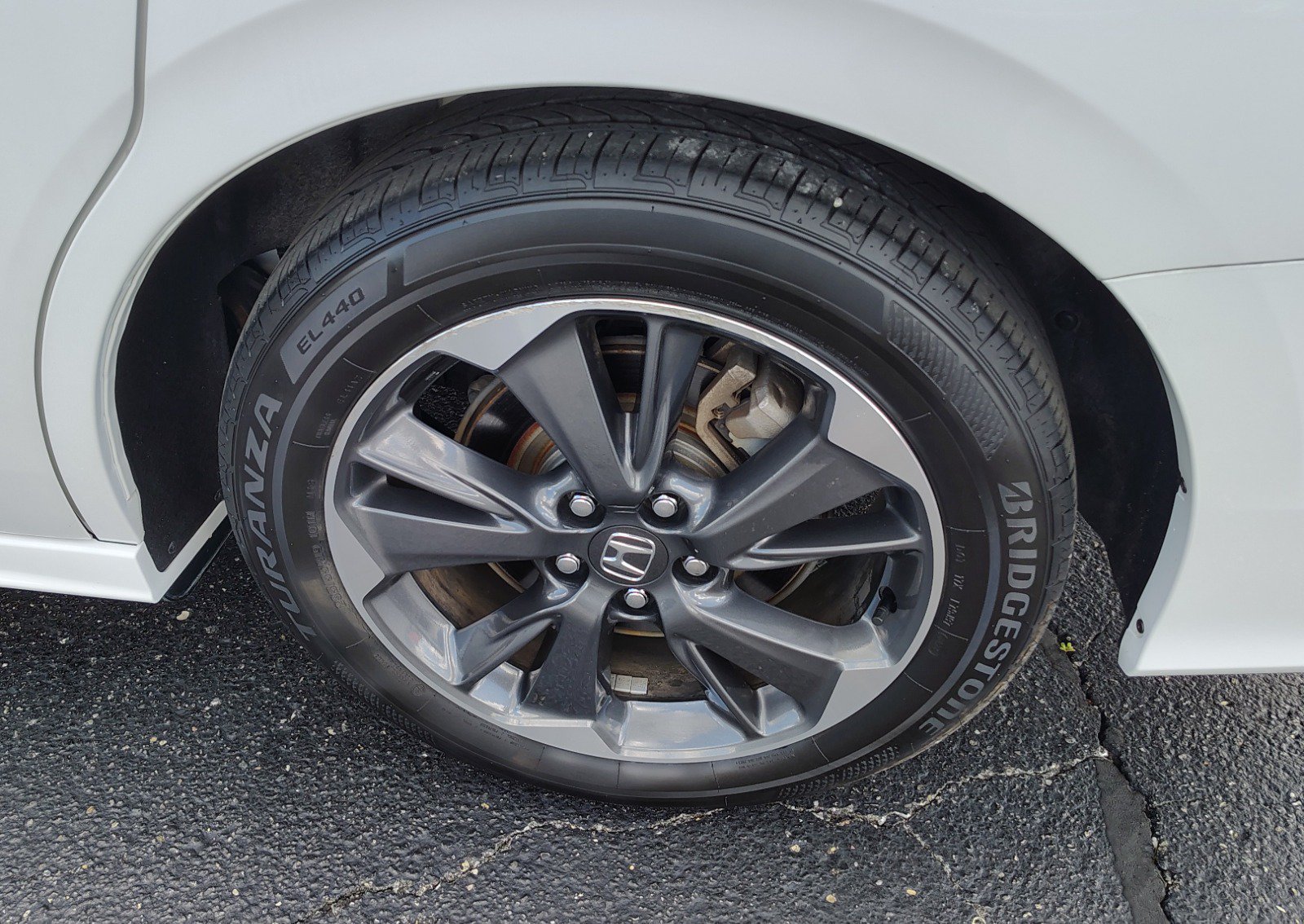 Used 2023 Honda Odyssey Elite image 12