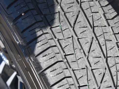 Used 2023 Toyota Tacoma TRD Sport image 11