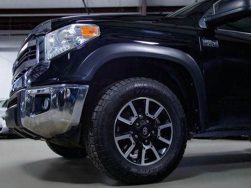 Used 2015 Toyota Tundra SR5 w/ TRD Off Road Package image 8