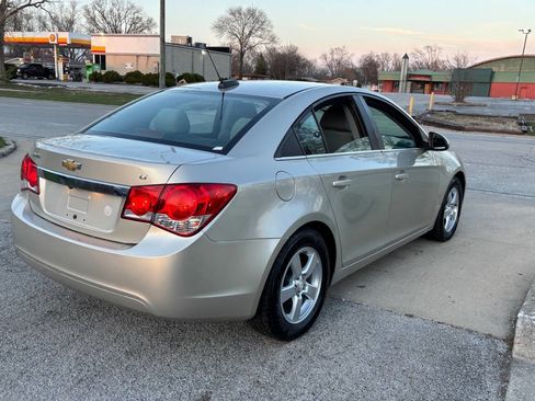 Used 2015 Chevrolet Cruze LT w/ Sun And Sound Package image 13