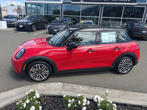 Used 2025 MINI Cooper S image 2
