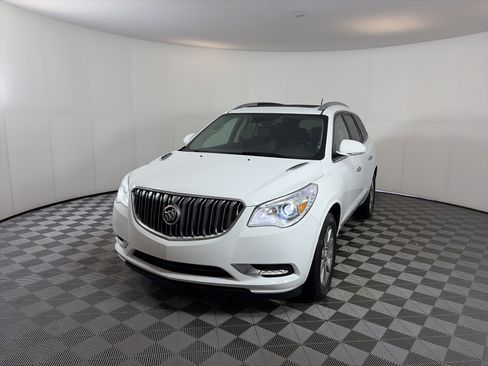Used 2016 Buick Enclave Leather w/ Trailering Package image 2
