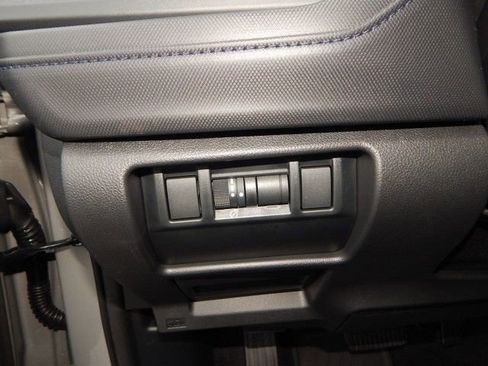 Used 2025 Subaru Forester Premium w/ Convenience Package #1 AWD/4WD image 21