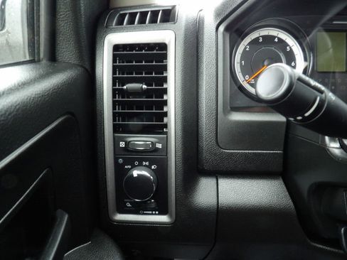 Used 2021 RAM 1500 Tradesman RWD image 19