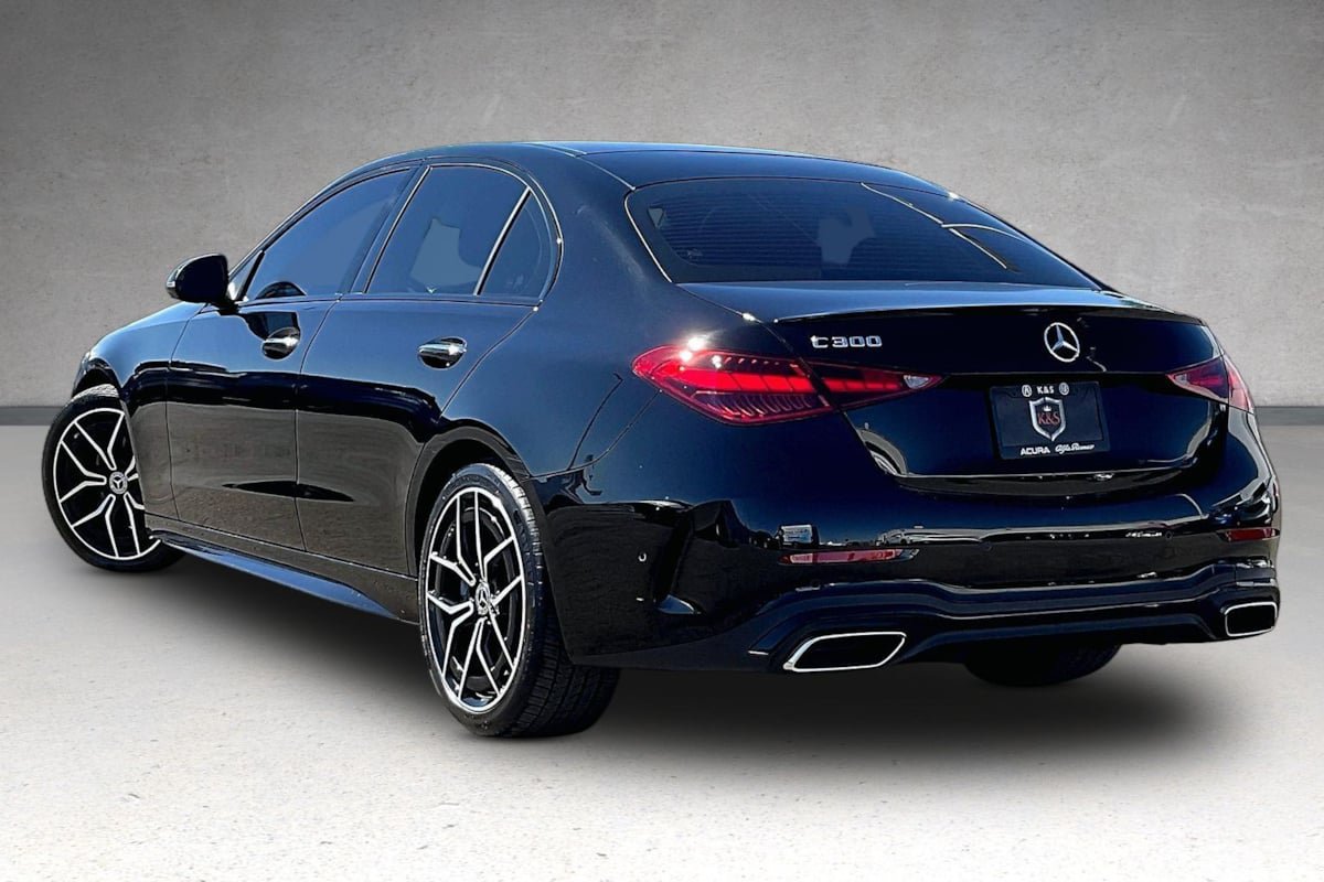 Used 2025 Mercedes-Benz C 300 Sedan image 33