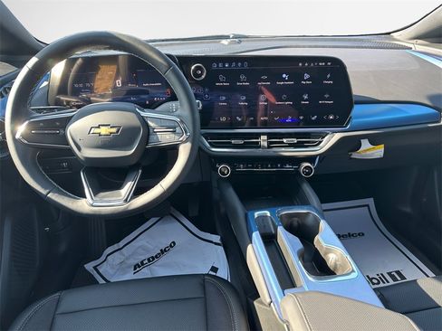 New 2026 Chevrolet Equinox EV LT image 21