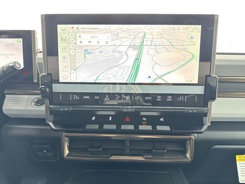 New 2025 GMC Hummer EV 3X image 32