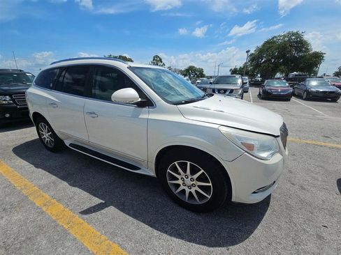 Used 2013 Buick Enclave Leather FWD image 3