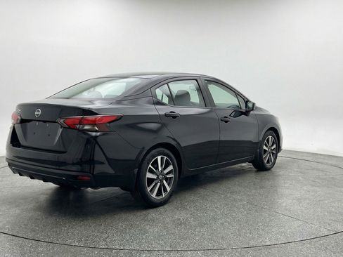 Used 2025 Nissan Versa SV FWD image 9