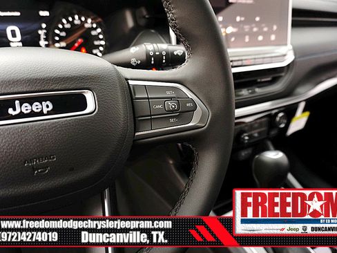 New 2026 Jeep Compass Latitude image 26