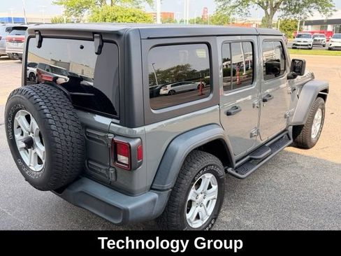 Used 2021 Jeep Wrangler Unlimited Sport AWD/4WD image 3