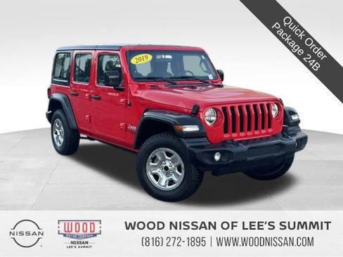 Used 2019 Jeep Wrangler Unlimited Sport image 1