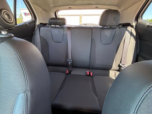 Used 2025 Buick Encore GX Preferred FWD image 38