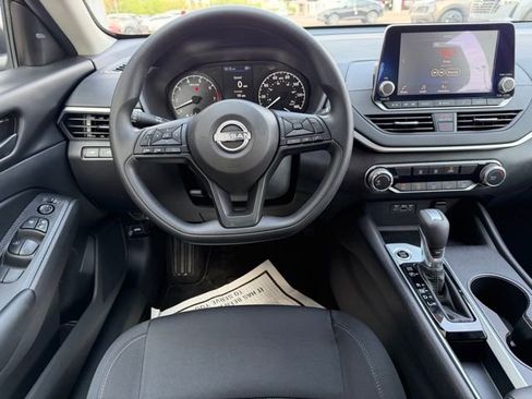 Certified 2025 Nissan Altima 2.5 S image 27