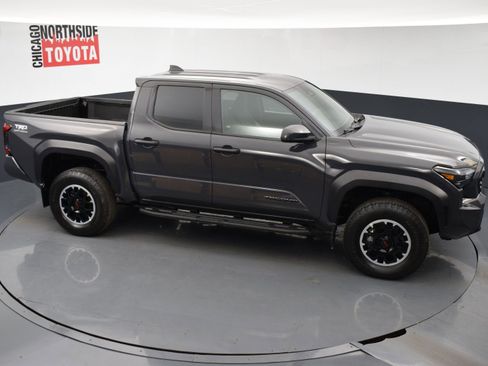 Used 2024 Toyota Tacoma TRD Off-Road image 23