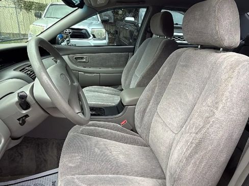 Used 2000 Toyota Avalon XL image 14