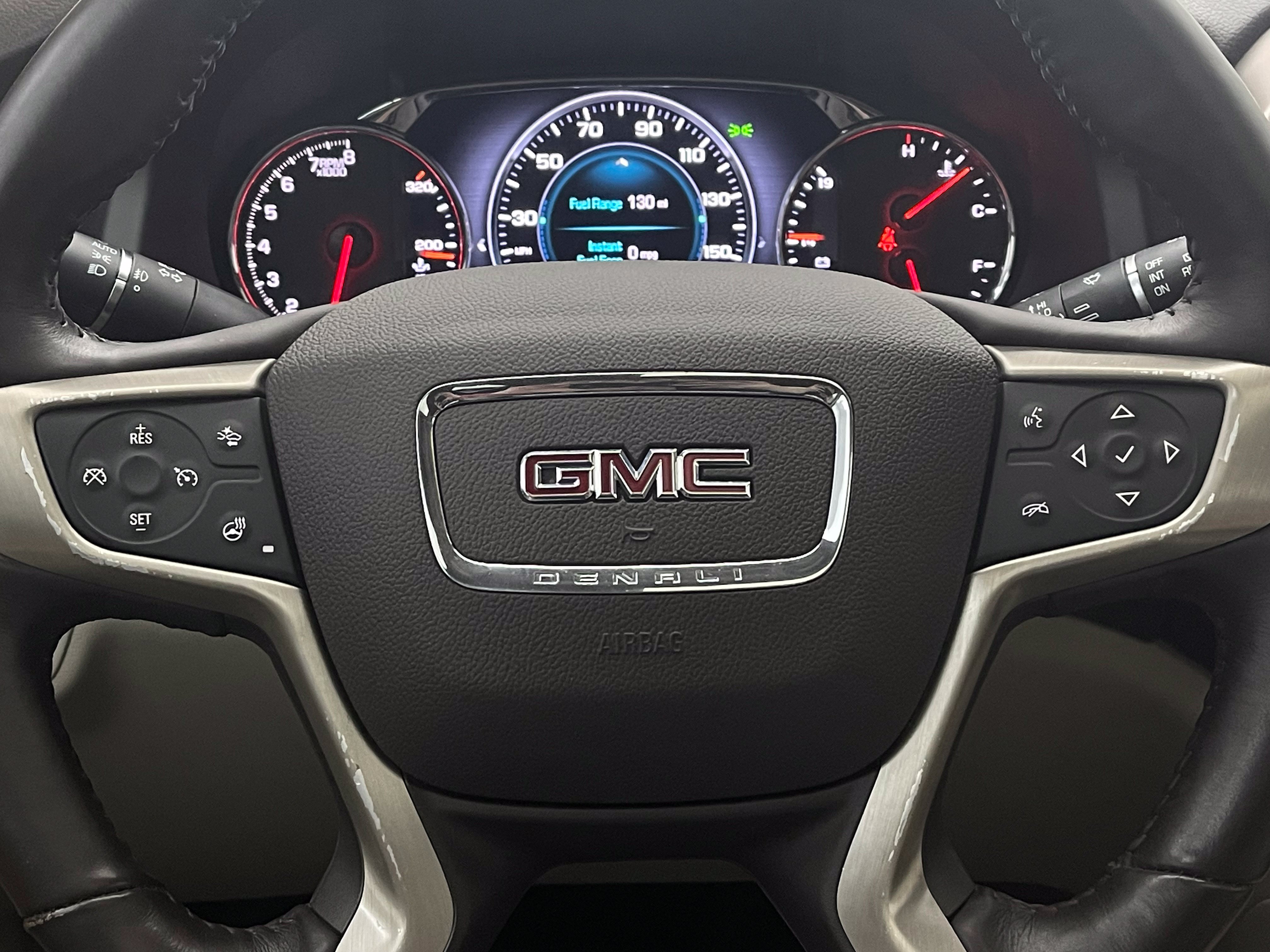 Used 2017 GMC Acadia Denali w/ Technology Package AWD/4WD image 22