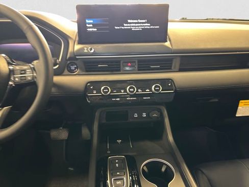 New 2026 Honda Pilot Touring image 11