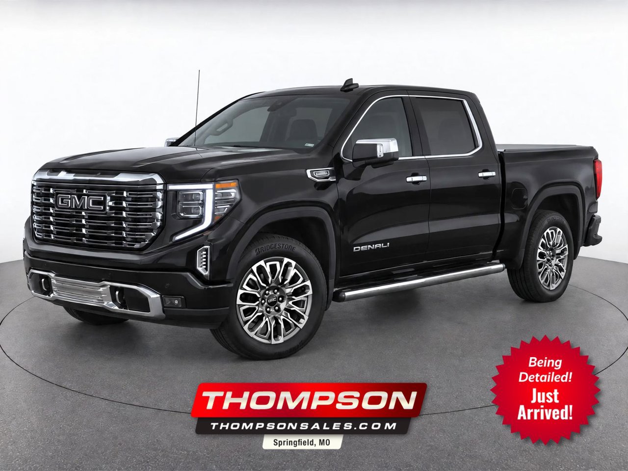 Used 2023 GMC Sierra 1500 Denali Ultimate AWD/4WD image 1