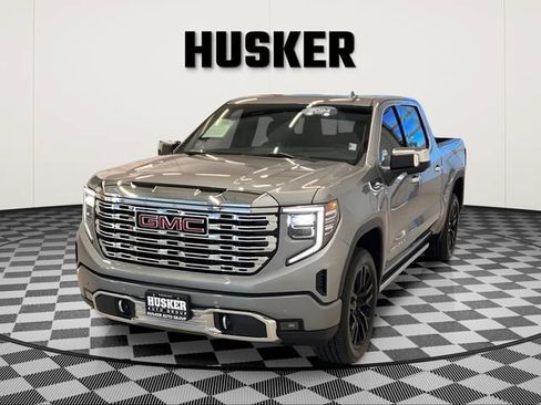 Certified 2024 GMC Sierra 1500 Denali w/ Denali Reserve Package AWD/4WD image 4