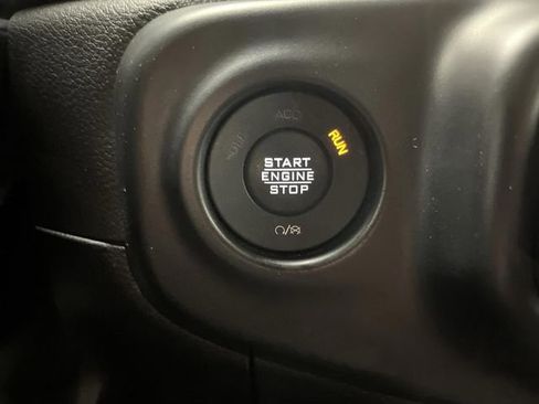 Used 2022 Jeep Wrangler Unlimited Sport image 20