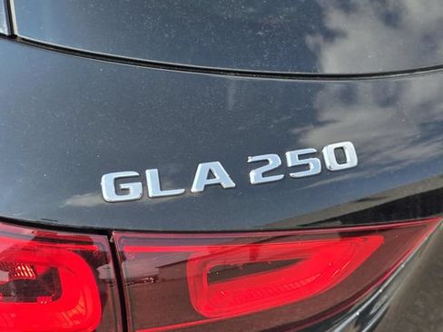 Used 2023 Mercedes-Benz GLA 250 image 16