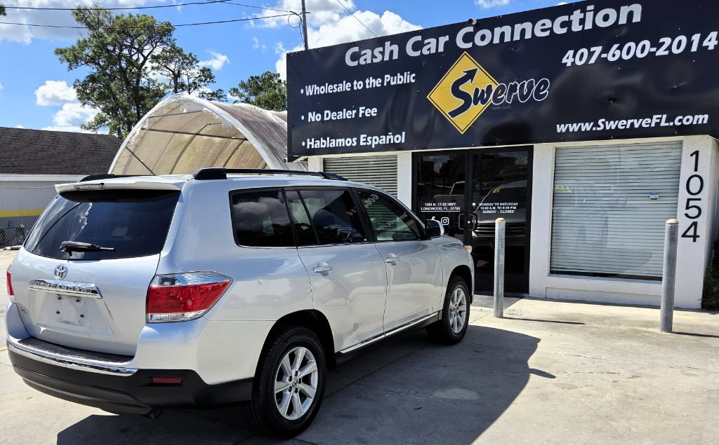 Used 2013 Toyota Highlander Plus FWD image 11