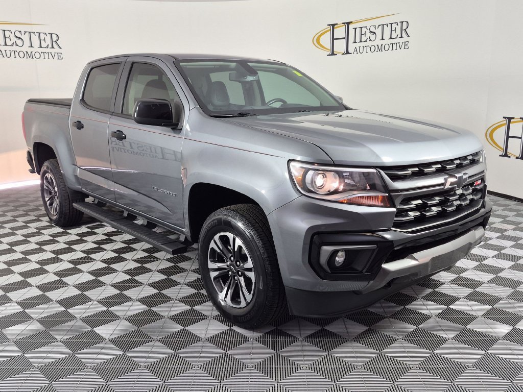 Used 2022 Chevrolet Colorado Z71 RWD image 2